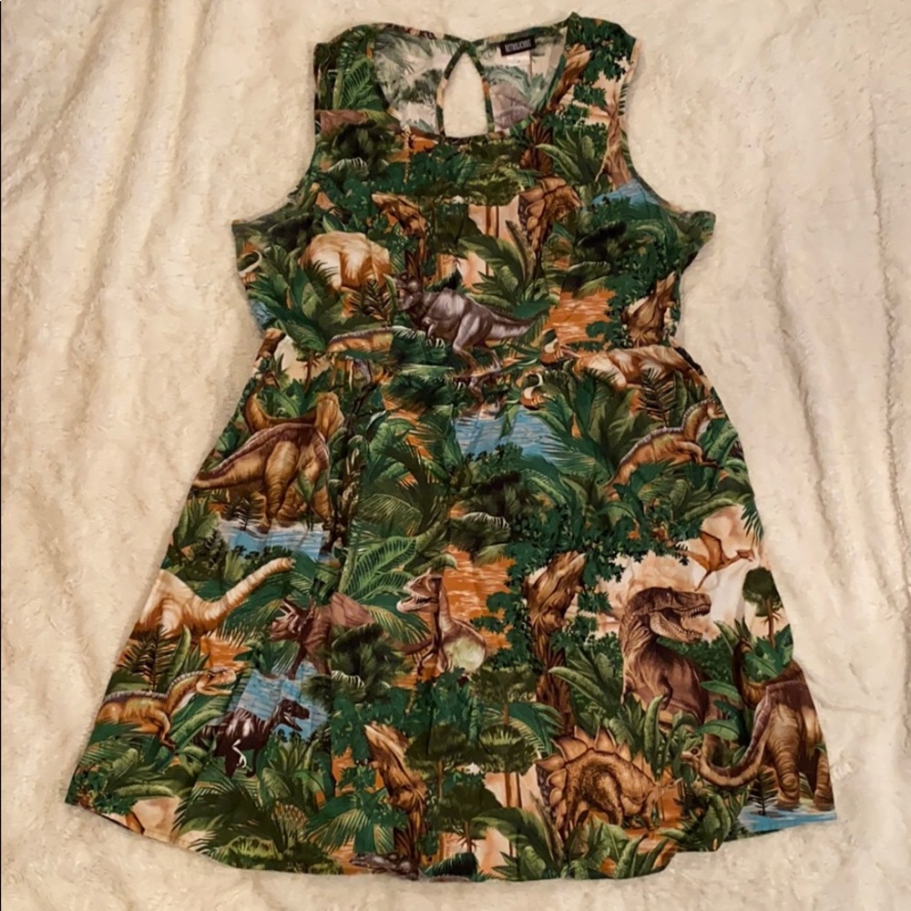Modcloth dinosaur dress. Size 2x.